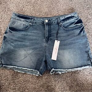 Vigoss Dark Blue Jean Shorts SZ 15/32